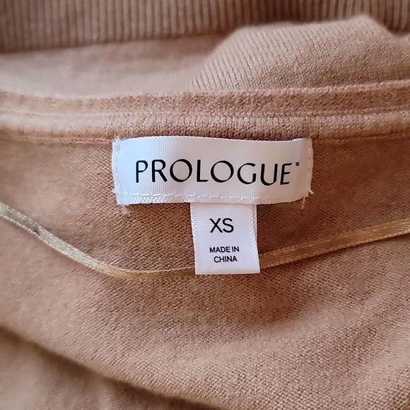 Prolonge Caramel Brown Super Soft Deep V Sweater Size XS - Picture 3 of 4